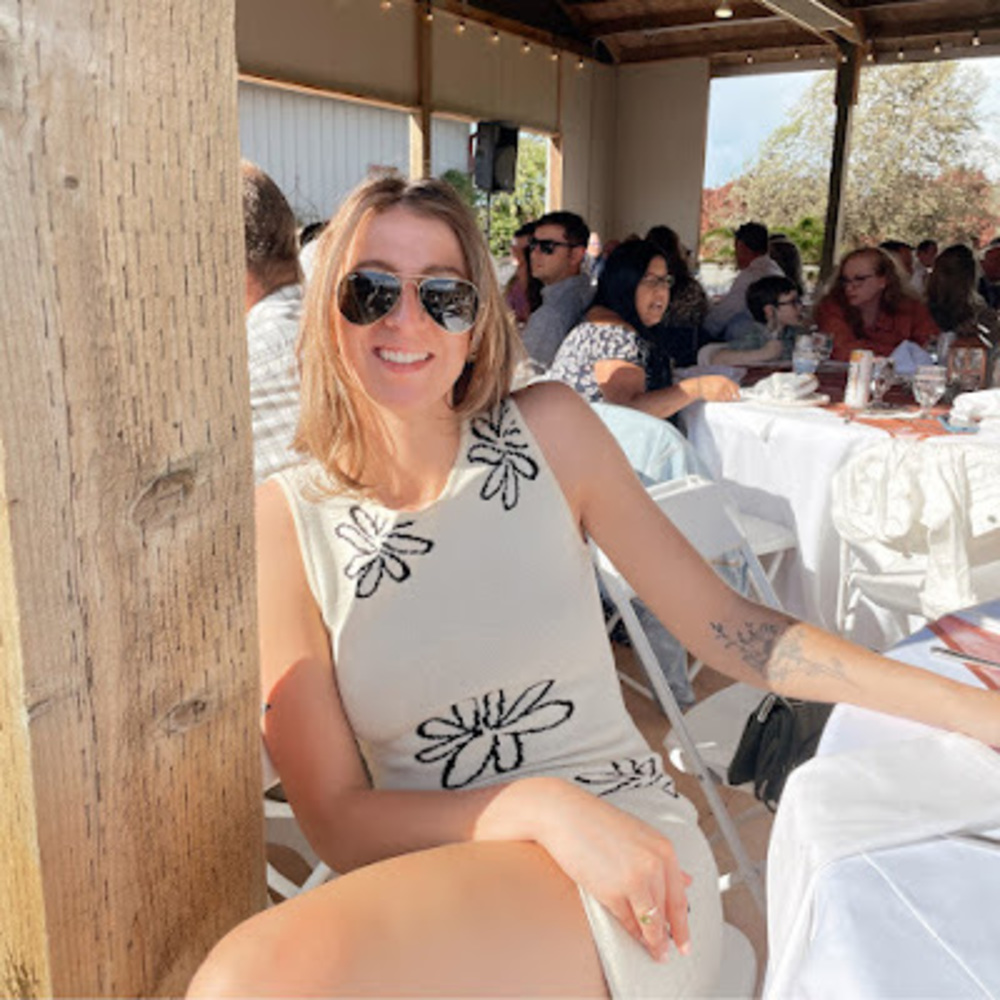 Meet your Posher, Mariella